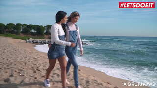 LETSDOEIT - #Apolonia Lapiedra - Sexy Merginų Vyksta Laukinių Apie Savo Naują Namą