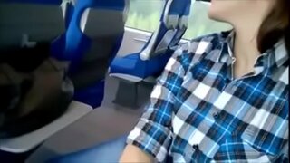 Dukterėčia mergina nuryti